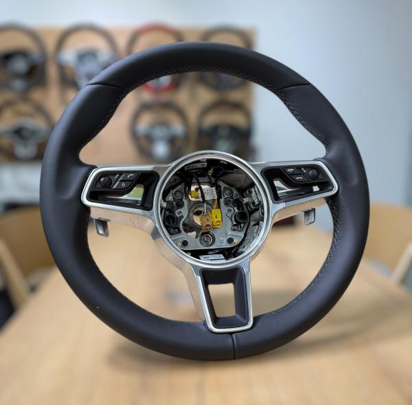 Porsche Macan, Panamera, Cayenne, GT, Boxster & Cayman Lenkrad neu beziehen